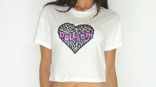 Dollism graphic heart tee